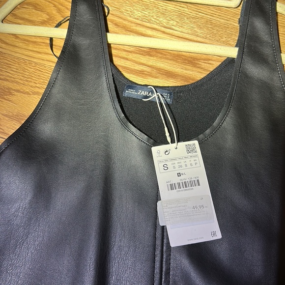 NWT. Woman’s Zara faux leather dress with black Denim front pockets. Size S. - Picture 6 of 7